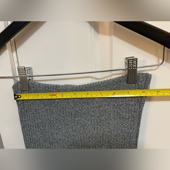 Aritzia Community Parfait ribbed knit dress (bodycon) - Picture 7 of 10